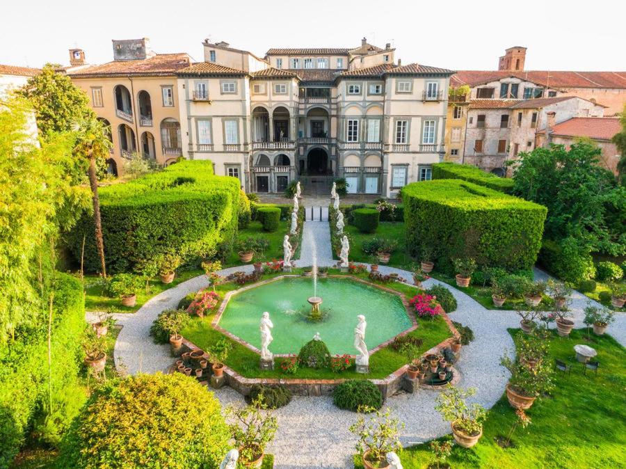Wanda'S Apartment Lucca Exterior photo